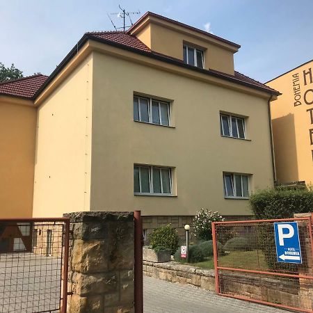 Hotel Bohemia Jicin Luaran gambar