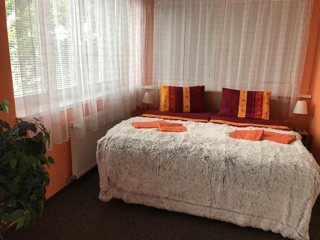 Hotel Bohemia Jicin Luaran gambar