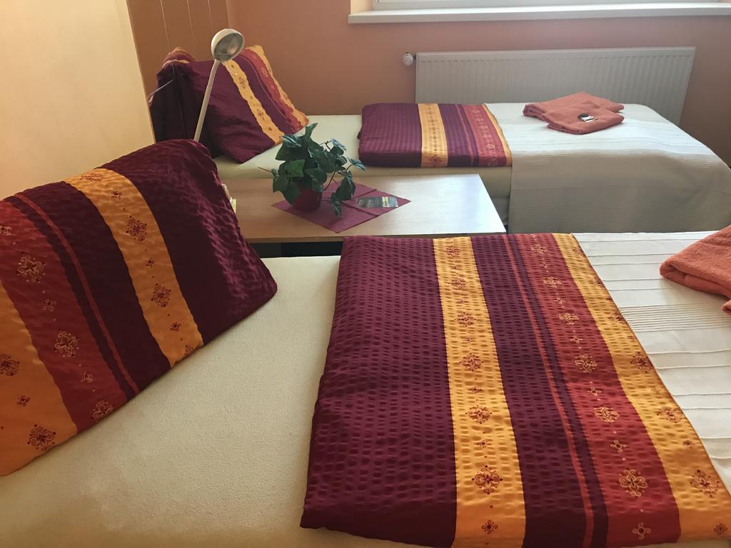 Hotel Bohemia Jicin Luaran gambar
